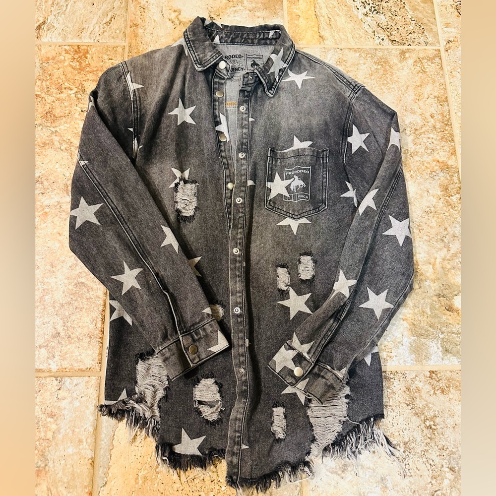 Woman’s Denim Jacket/Shacket
